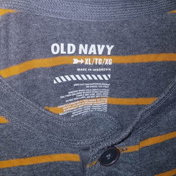 Mens Long Sleeve Tee Old Navy XL - Picture 2 of 2